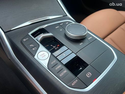 BMW 3 серия 2022 черный - фото 22