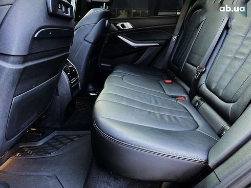 BMW X5 2018 - фото 25