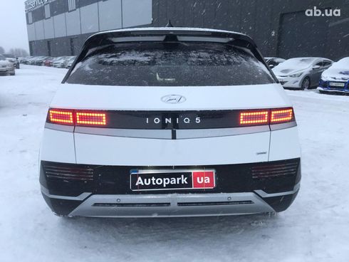 Hyundai Ioniq 2022 белый - фото 23