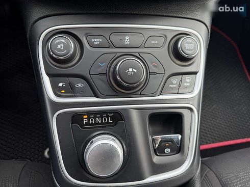 Chrysler 200 2014 - фото 17