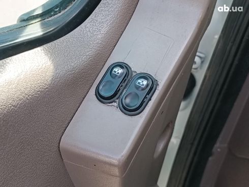 Opel Movano 2000 белый - фото 18