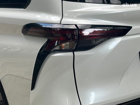 Toyota Sienna 2023 белый - фото 49