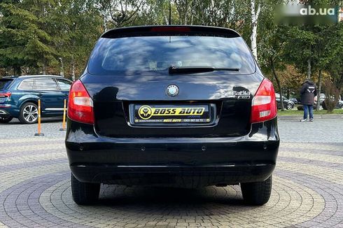 Skoda Fabia 2009 - фото 6
