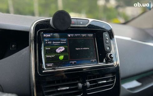 Renault Zoe 2017 - фото 11