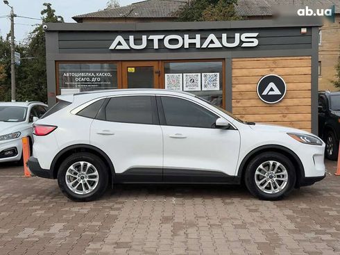 Ford Escape 2021 - фото 4