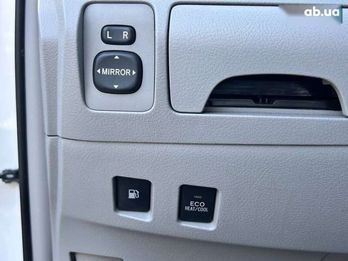Toyota Camry 2008 - фото 17
