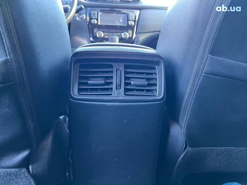 Nissan Rogue 2016 серый - фото 37