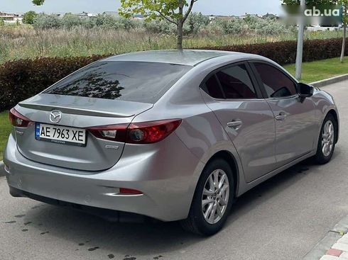 Mazda 3 2016 - фото 9