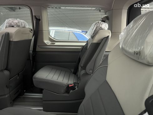 Volkswagen Multivan 2024 - фото 25