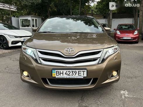 Toyota Venza 2014 - фото 3