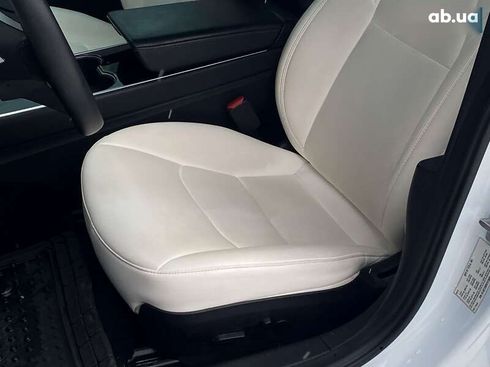 Tesla Model 3 2019 - фото 13