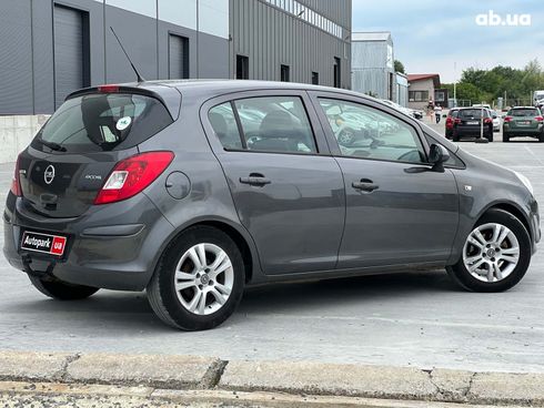 Opel Corsa 2011 серый - фото 6