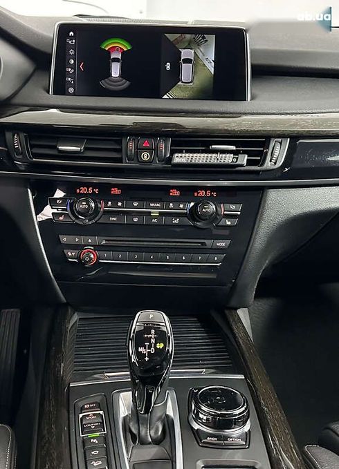 BMW X5 2017 - фото 23