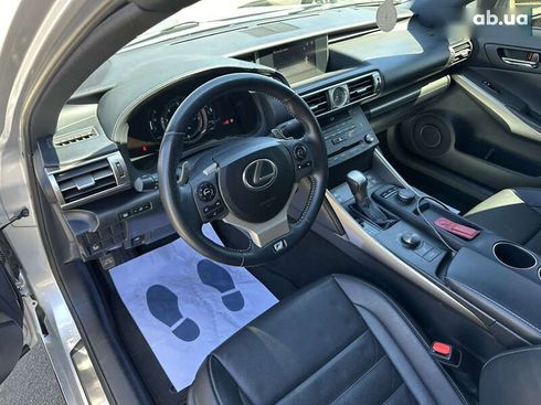 Lexus IS 2015 - фото 22