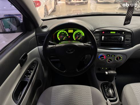 Hyundai Accent 2008 синий - фото 3