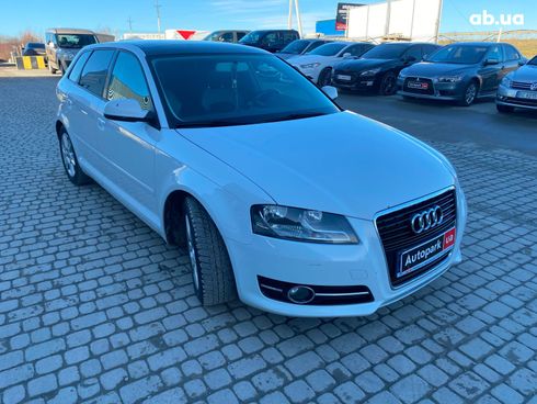 Audi A3 2012 белый - фото 3