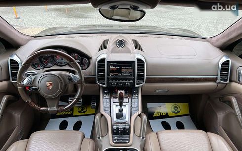 Porsche Cayenne 2012 - фото 21