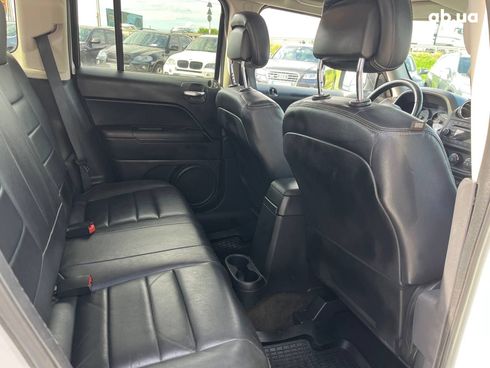 Jeep Patriot 2014 белый - фото 24