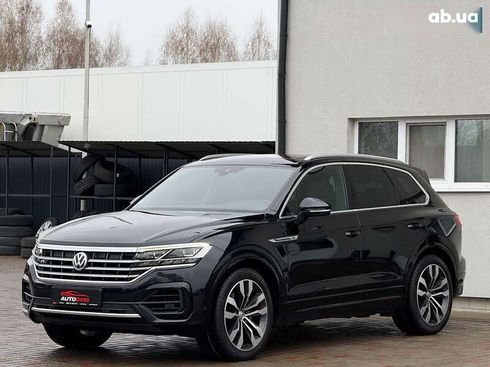 Volkswagen Touareg 2018 - фото 8