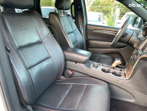 Jeep Grand Cherokee 2016 белый - фото 30