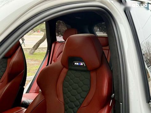 BMW X5 M 2021 - фото 25