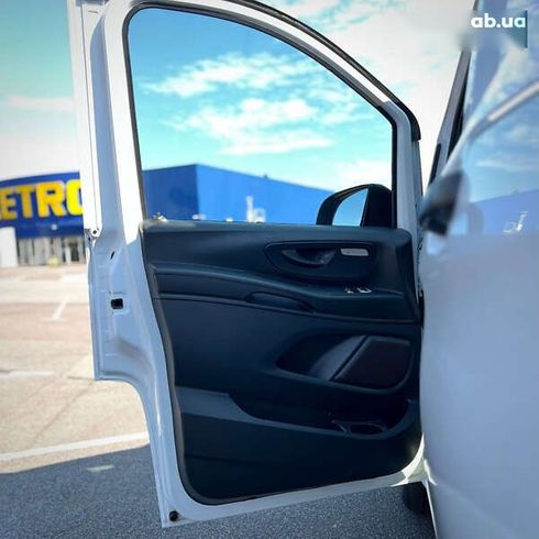 Mercedes-Benz Vito 2021 - фото 17