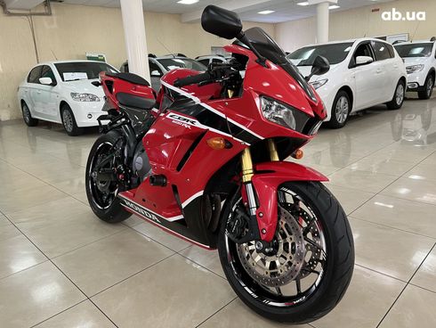 Honda CBR 2017 красный - фото 17