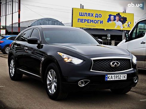 Infiniti QX70 2017 - фото 2