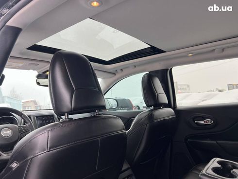 Jeep Cherokee 2019 черный - фото 79
