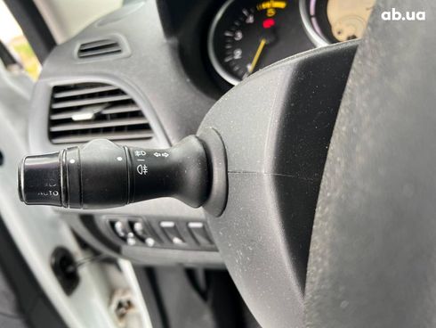 Renault Megane 2012 белый - фото 25