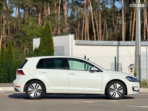 Volkswagen e-Golf 2017 - фото 8