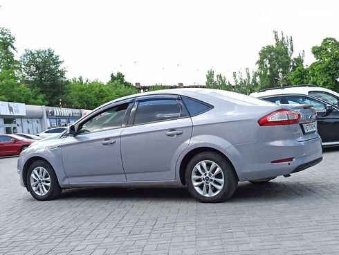 Ford Mondeo 2012 - фото 9