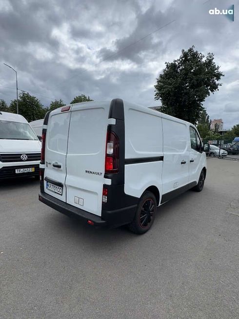 Renault Trafic 2018 - фото 9