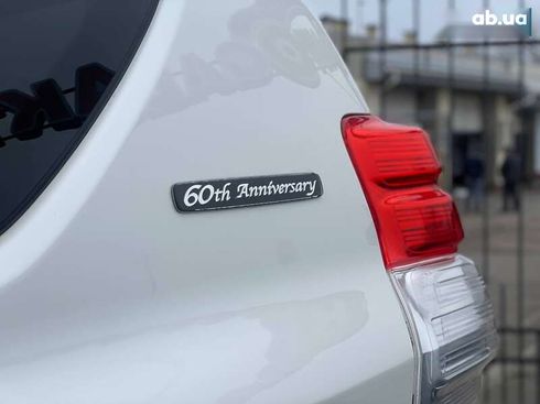 Toyota Land Cruiser Prado 2012 - фото 8