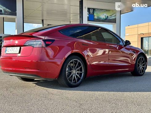 Tesla Model 3 2022 - фото 20