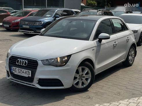 Audi A1 2012 - фото 8
