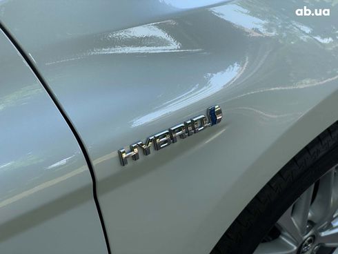 Toyota Camry 2019 белый - фото 16