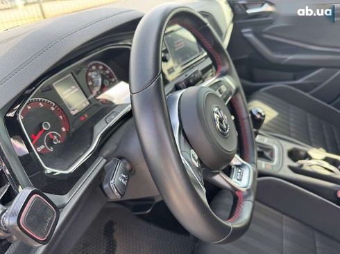 Volkswagen Jetta 2019 - фото 18