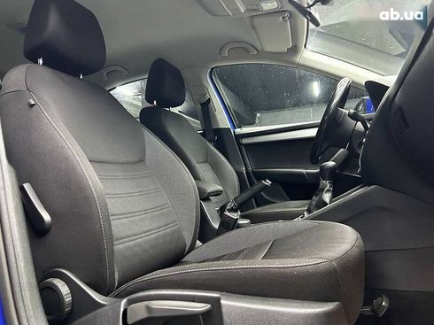 Skoda Octavia 2018 - фото 19