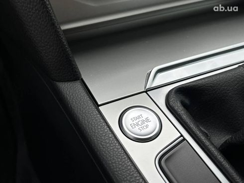Volkswagen passat b8 2016 белый - фото 40