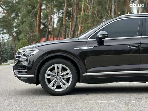 Volkswagen Touareg 2018 - фото 19