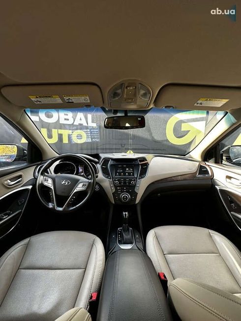 Hyundai Santa Fe 2017 - фото 17