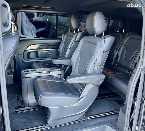 Mercedes-Benz V-Класс 2020 - фото 27