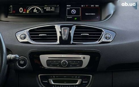 Renault Scenic 2014 - фото 16