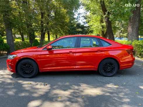 Volkswagen Jetta 2019 оранжевый - фото 13