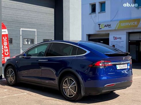 Tesla Model X 2017 - фото 8