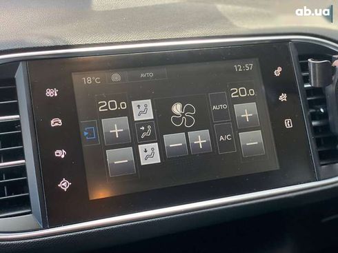 Peugeot 308 2016 - фото 30