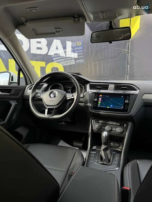 Volkswagen Tiguan 2021 - фото 17
