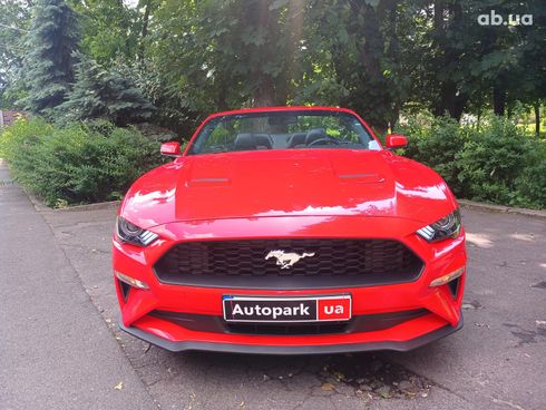 Ford Mustang 2019 красный - фото 2