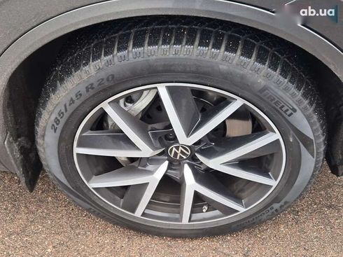 Volkswagen Touareg 2021 - фото 19
